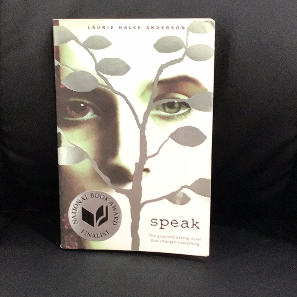 📚Speak by Laurie Halse Anderson YA/Contemporary Fiction Paperback
